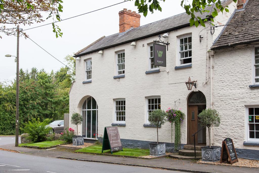 The Wychwood Inn Shipton under Wychwood Dış mekan fotoğraf