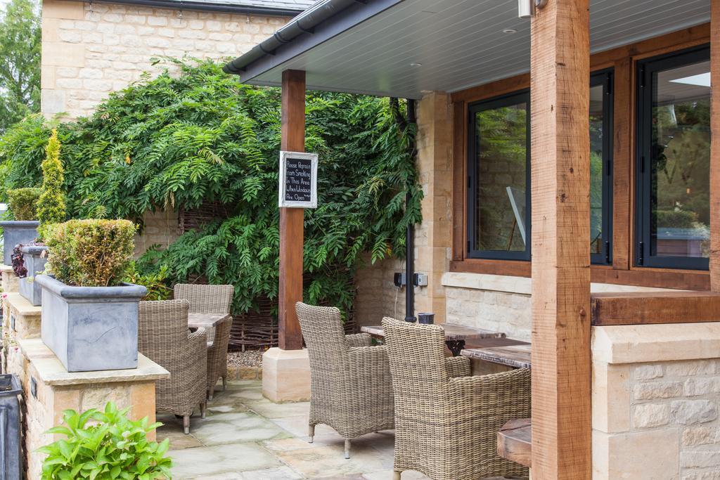The Wychwood Inn Shipton under Wychwood Dış mekan fotoğraf